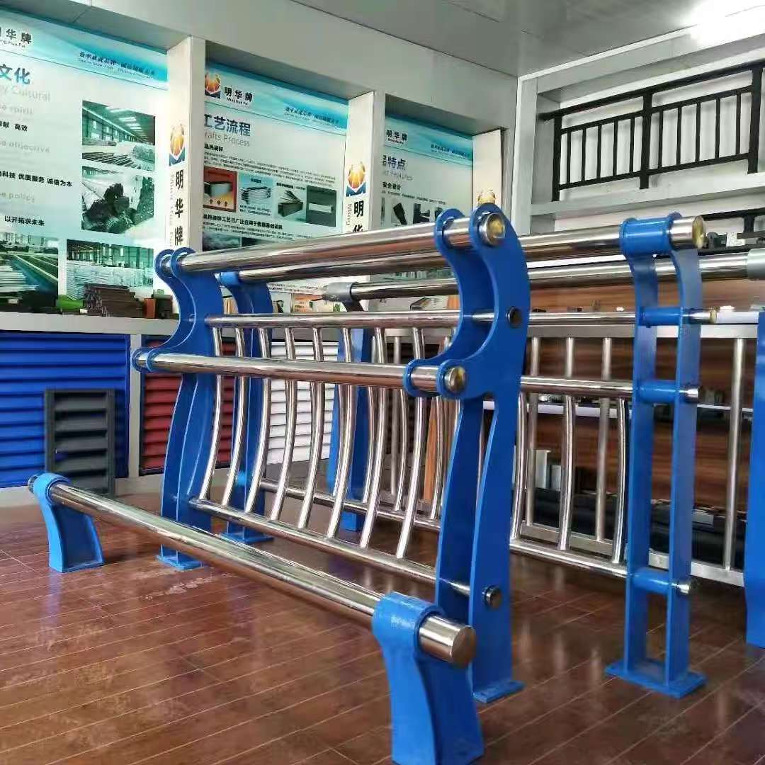 洛阳市桥梁防撞护栏桥梁护栏 - 哪里好